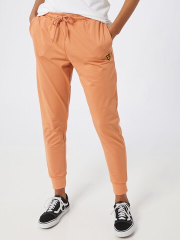 Effilé Pantalon Lyle & Scott en orange : devant