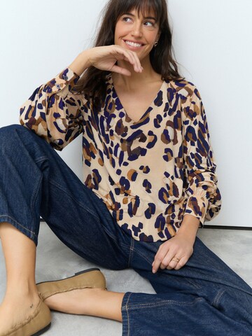Next Blouse in Brown