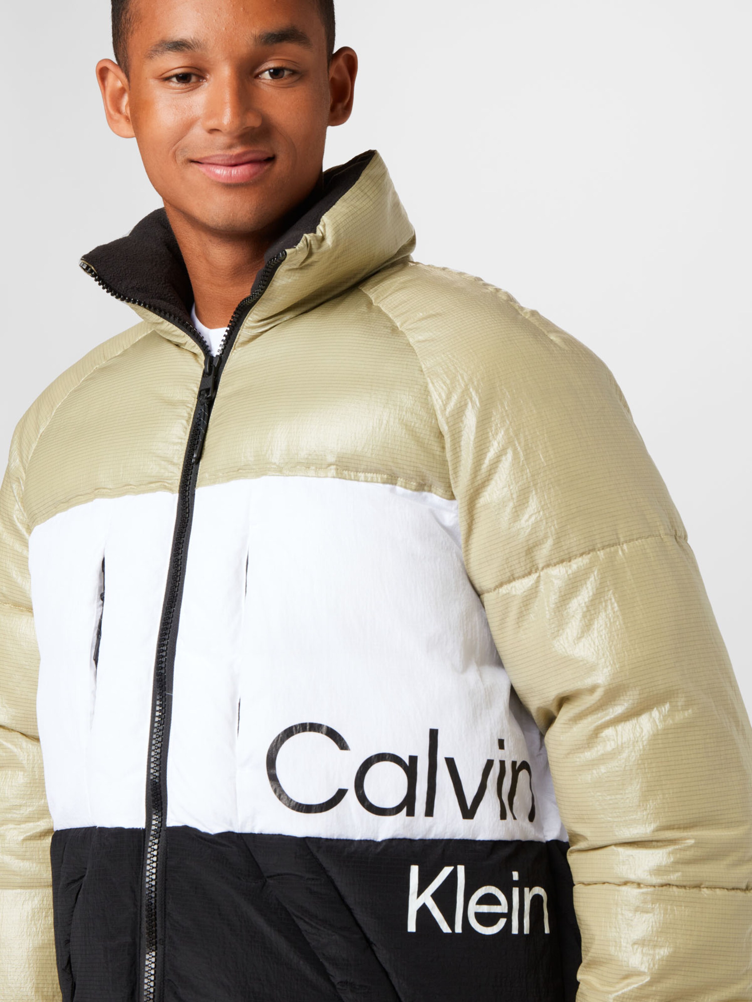 Männer Jacken Calvin Klein Jeans Jacke in Schwarz - FW77709 Männer Jacken Calvin Klein Jeans Jacke in Schwarz - FW77709
