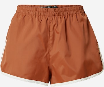 Volcom Regular Shorts in Braun: predná strana