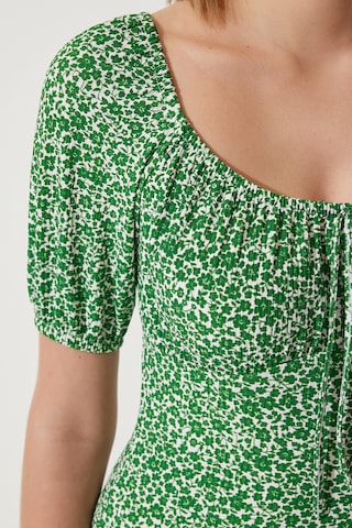 Robe Happiness İstanbul en vert