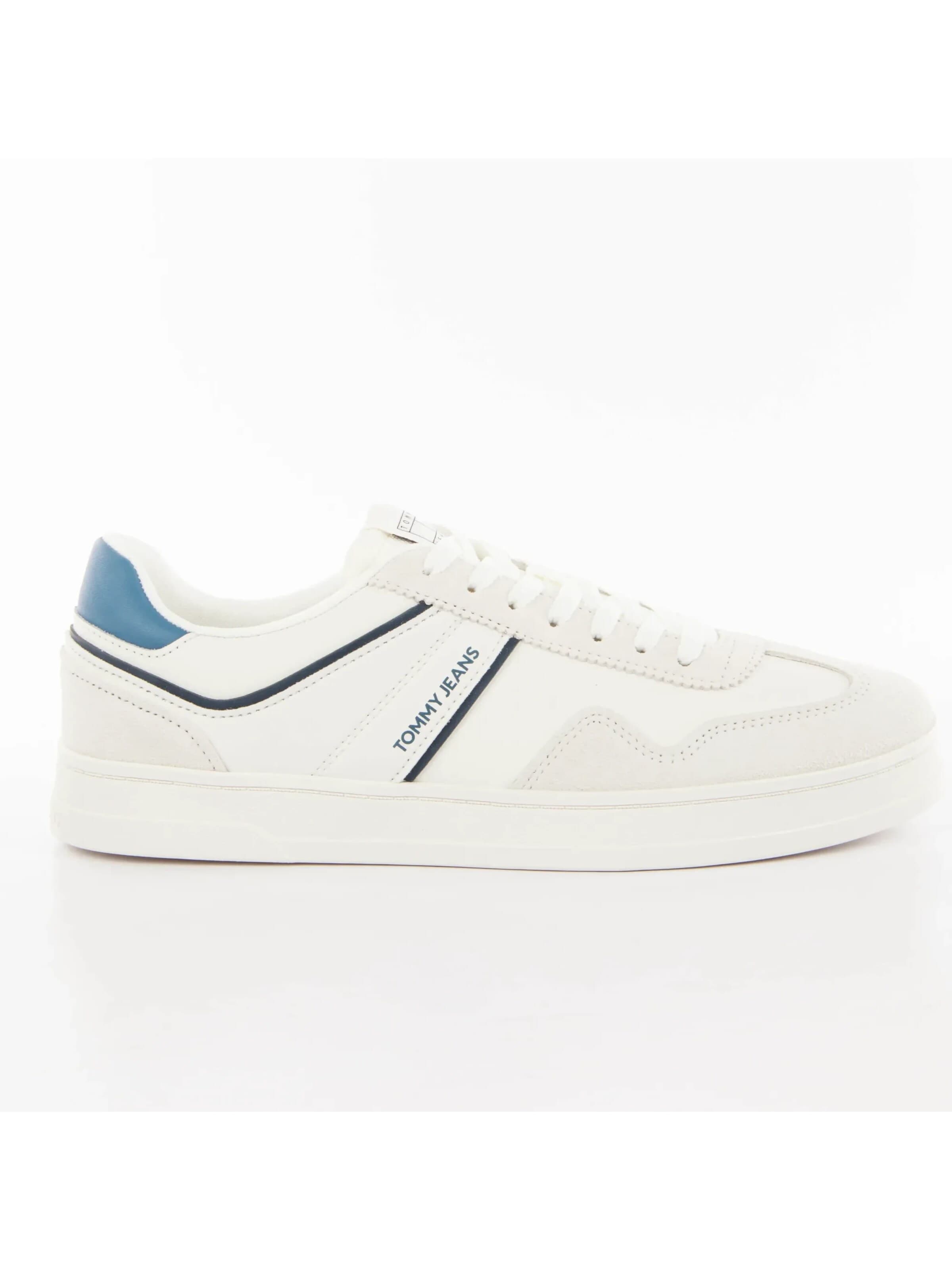 TOMMY HILFIGER - Zapatos con cordón 'Essentials' en blanco: frente