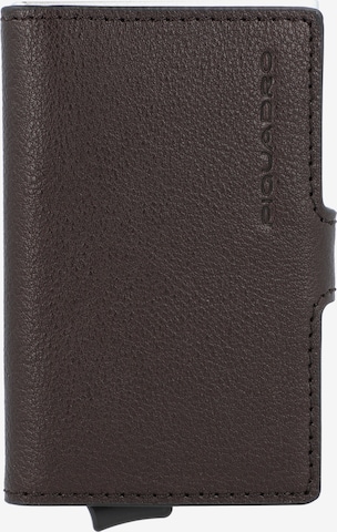 Piquadro Wallet in Brown: front