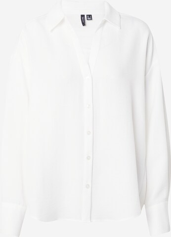 Camicia da donna 'MELANEY QUEENY' di VERO MODA in bianco: frontale