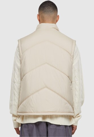 Gilet 'Arrow' di Urban Classics in beige