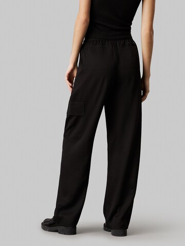 Calvin Klein Jeans Wide leg Cargobroek in Zwart