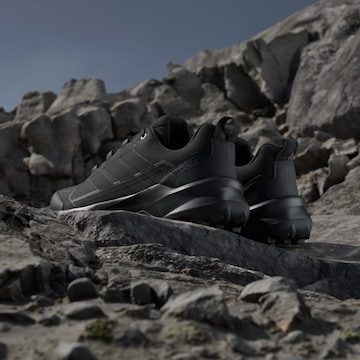 ADIDAS TERREX Χαμηλό παπούτσι 'Skychaser AX5' σε μαύρο