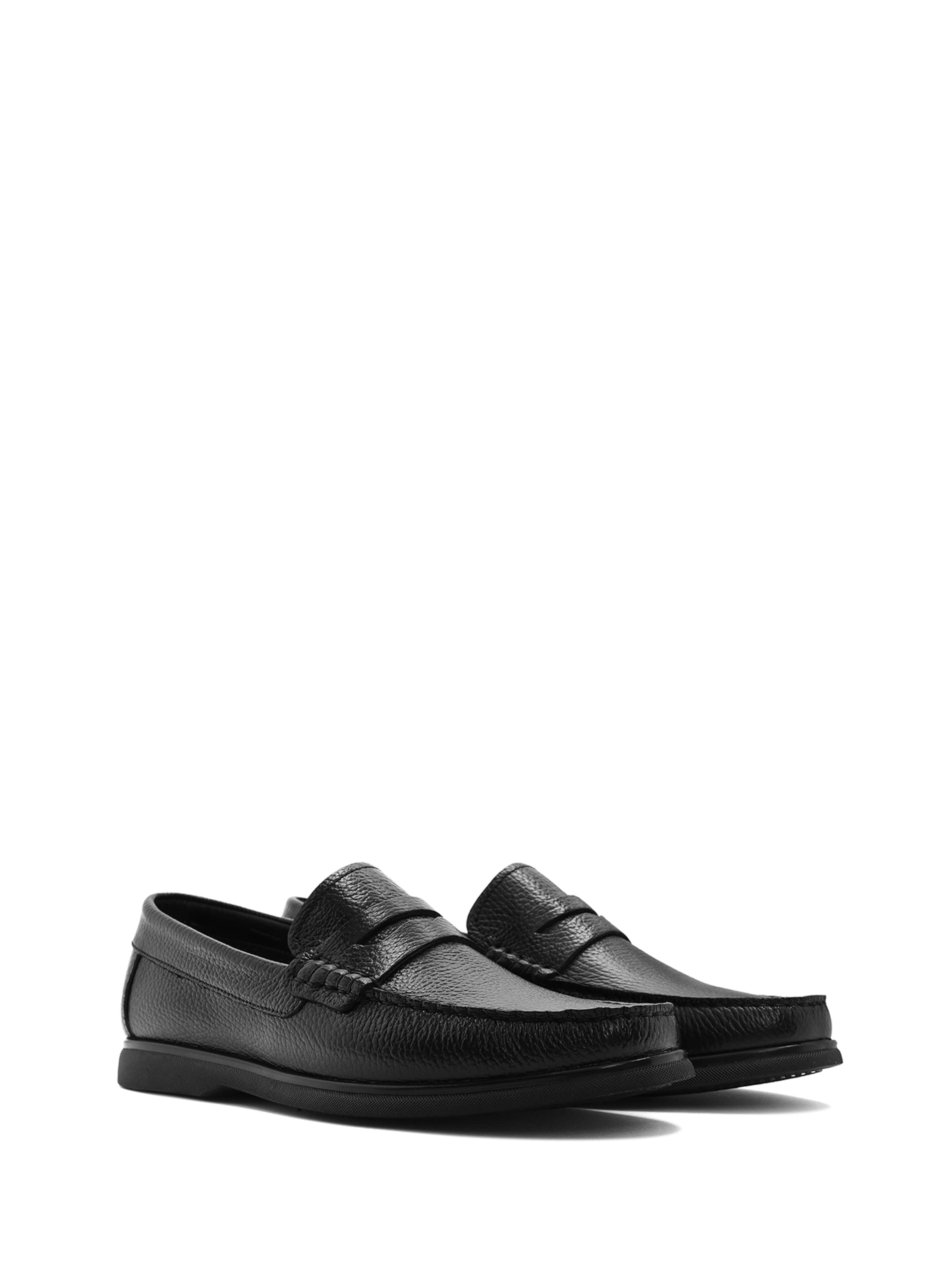Slipper di Derimod in nero