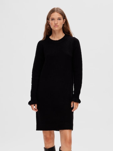 SELECTED FEMME Knitted dress in Black: front