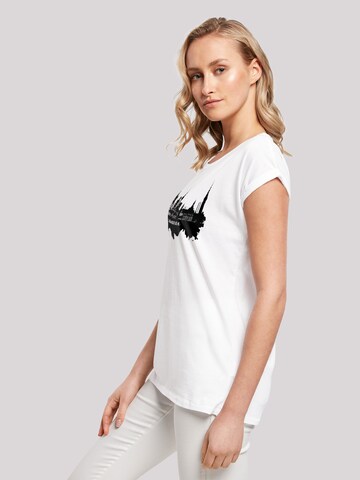 T-shirt 'Cities Collection - Hamburg skyline' F4NT4STIC en blanc
