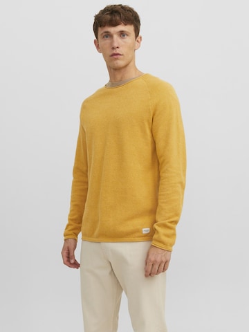 Coupe regular Pull-over 'Hill' JACK & JONES en jaune : devant