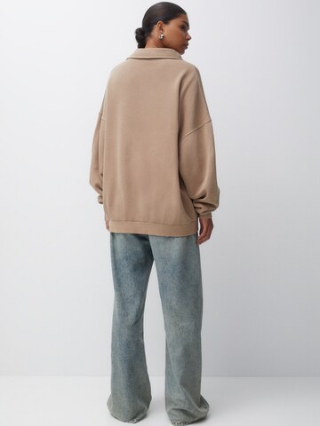 Pull&Bear Sweatshirt in Beige