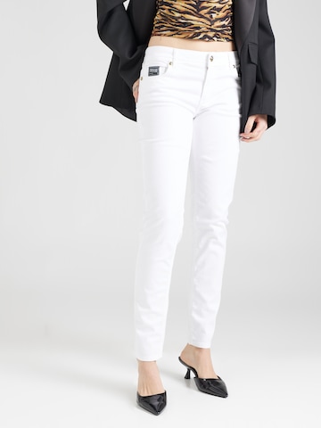 Coupe slim Jean 'Jackie' Versace Jeans Couture en blanc