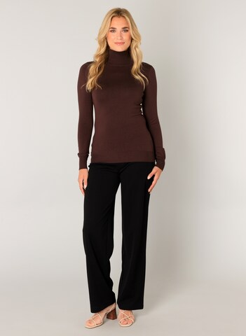 BASE LEVEL Sweater 'Yuen' in Brown