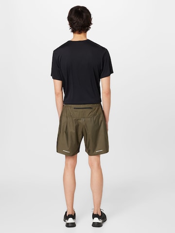 THE NORTH FACE Regular Sportshorts in Grau