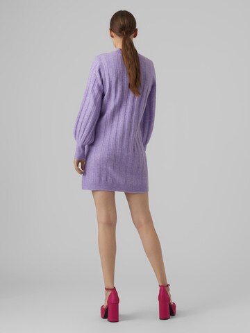 Robes en maille 'ALANIS' VERO MODA en violet