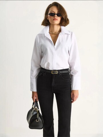 Bianco Lucci - Blusa em branco