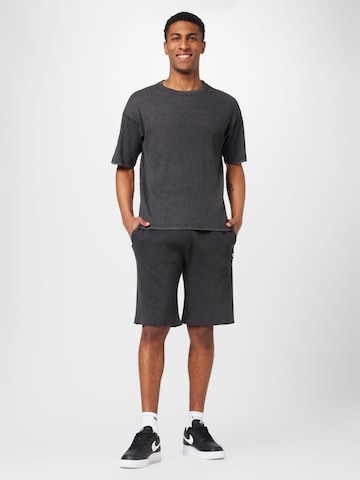 Champion Reverse Weave Regular Pants in Black