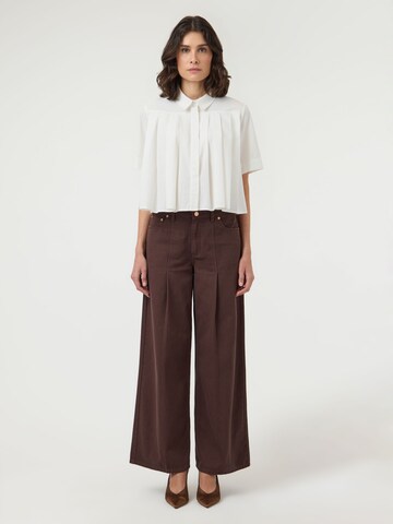YAS - Blusa en blanco