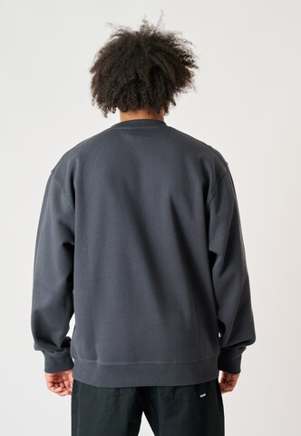Cleptomanicx Sweatshirt 'Ligull Boxy' in Grau