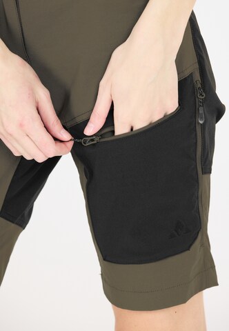 Whistler Regular Outdoorshorts 'Kodiak' in Grün