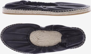 & Other Stories Flats & Loafers in 40 in Black: front