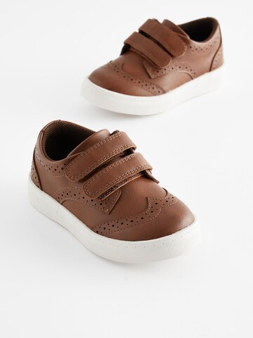 Chaussure basse Next en marron