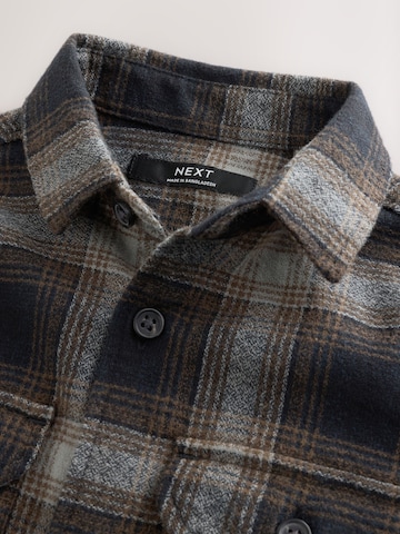 Next - Ajuste regular Camisa en gris