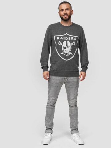 Recovered Sweatshirt 'Raiders' in Grau