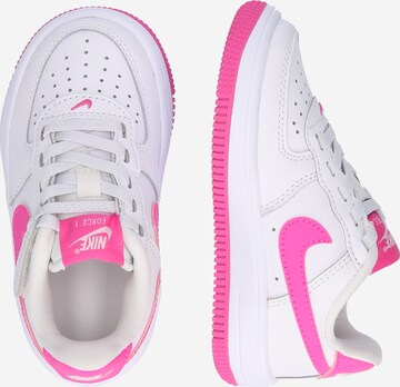 Nike Sportswear Tenisky 'Force 1' – bílá