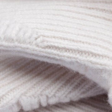 Schumacher Sweater & Cardigan in S in White