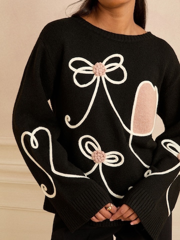 love & roses Sweater in Black