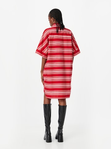 Robe-chemise UNITED COLORS OF BENETTON en rouge