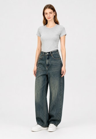 Elara Vat Jeans in Blauw