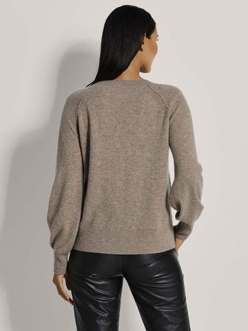 MADELEINE Pullover in Braun