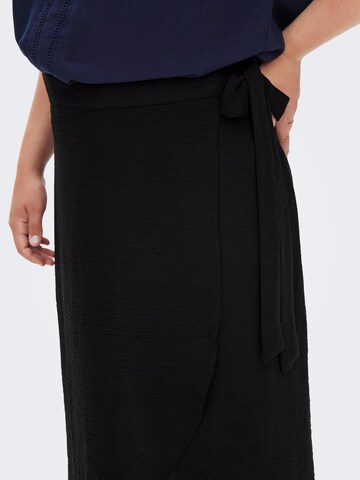 ONLY Carmakoma - Falda 'Aster' en negro