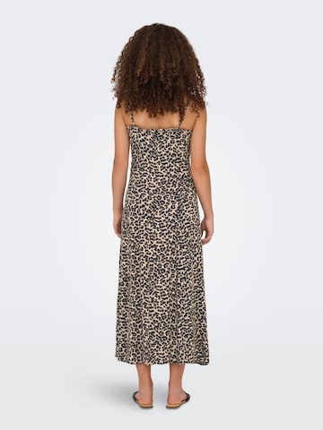 Rochie de la ONLY pe bej