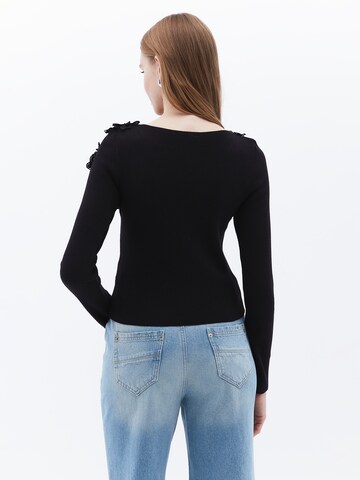 Pull-over OXXO en noir