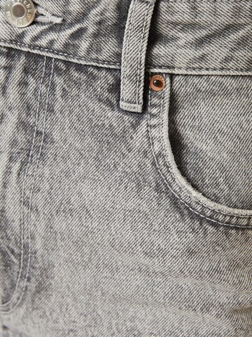 Bershka Regular Jeans in Grey