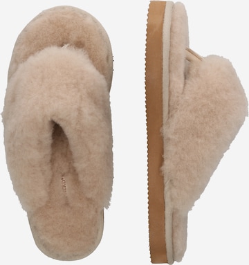 SHEPHERD Slippers 'Jasmine' in Beige