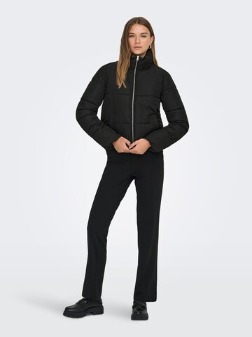 JDY Winter jacket 'JDY JDYNEWERICA LIFE JKT OTW - 15213591' in Black