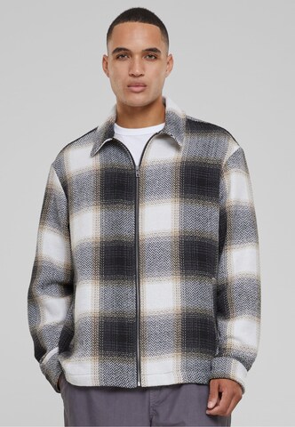 Urban Classics Välikausitakki värissä beige: etupuoli