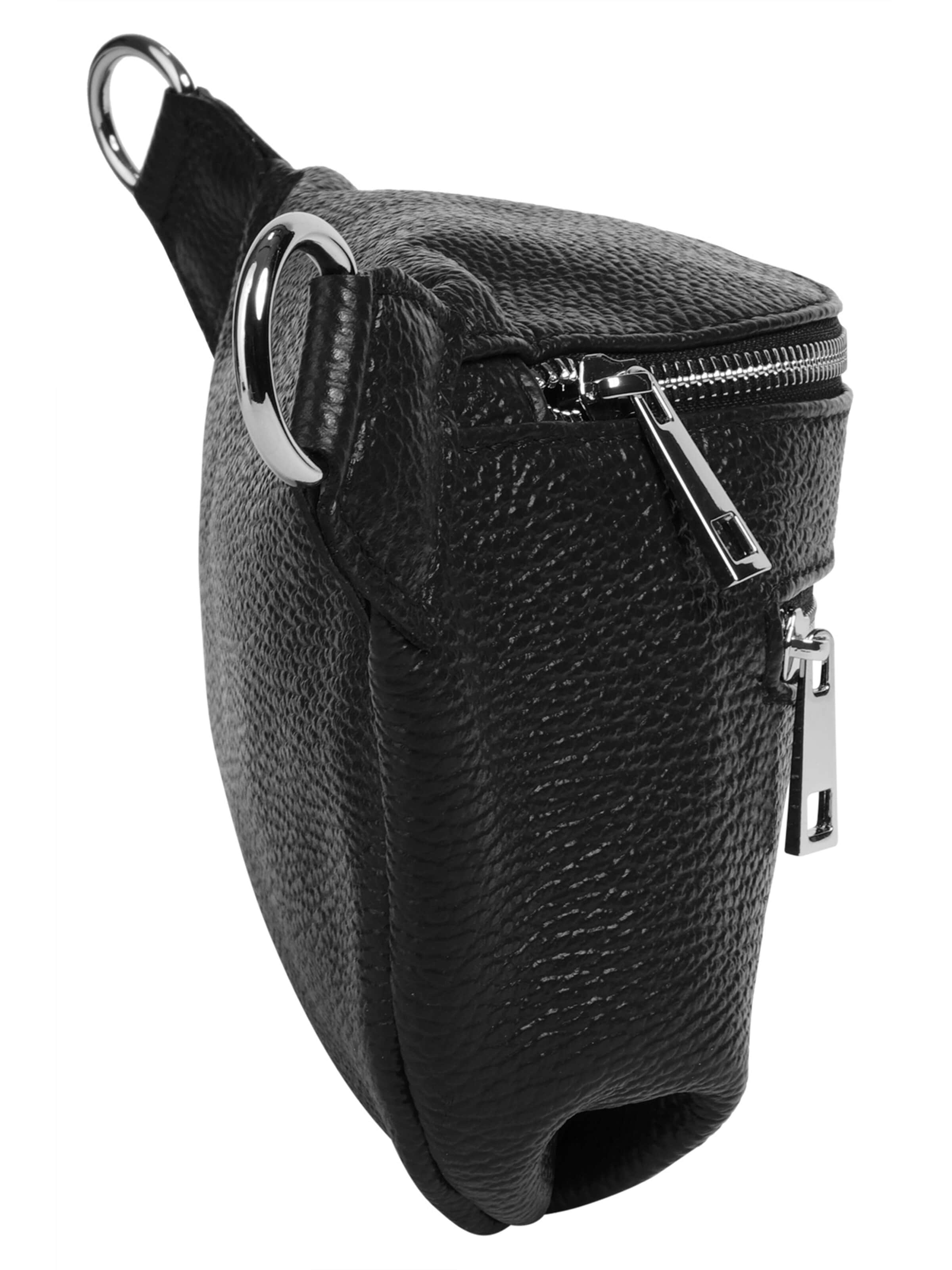 Samantha Look Fanny Pack in Black