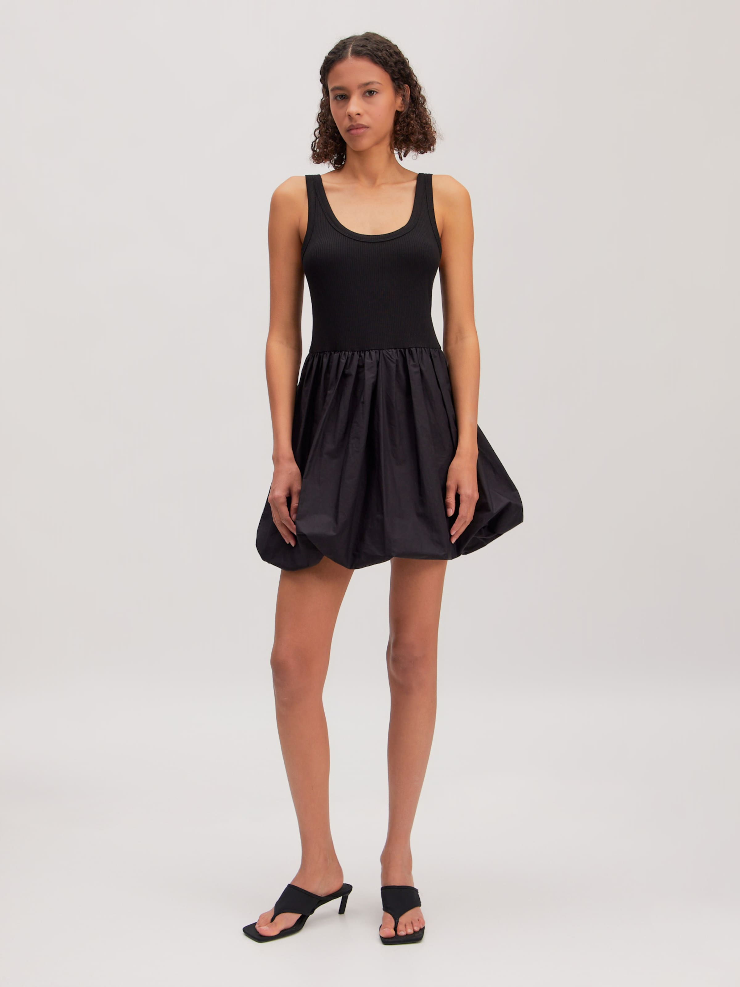 Zomerjurk 'Neriah'