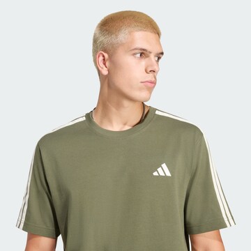 ADIDAS SPORTSWEAR Функционална тениска 'Essentials' в зелено