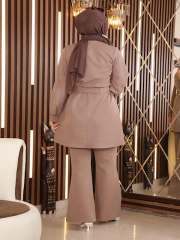MODAMIHRAM Pantsuit in Beige
