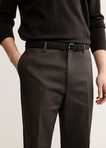 MANGO MAN Regular Bundfaltenhose in Braun