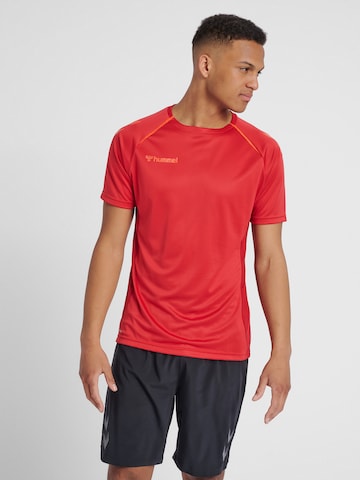 T-Shirt fonctionnel Hummel en rouge : devant