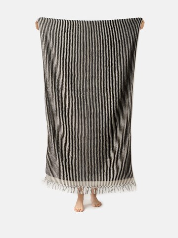 MARSIKOH Beach Towel 'PomPom' in Black