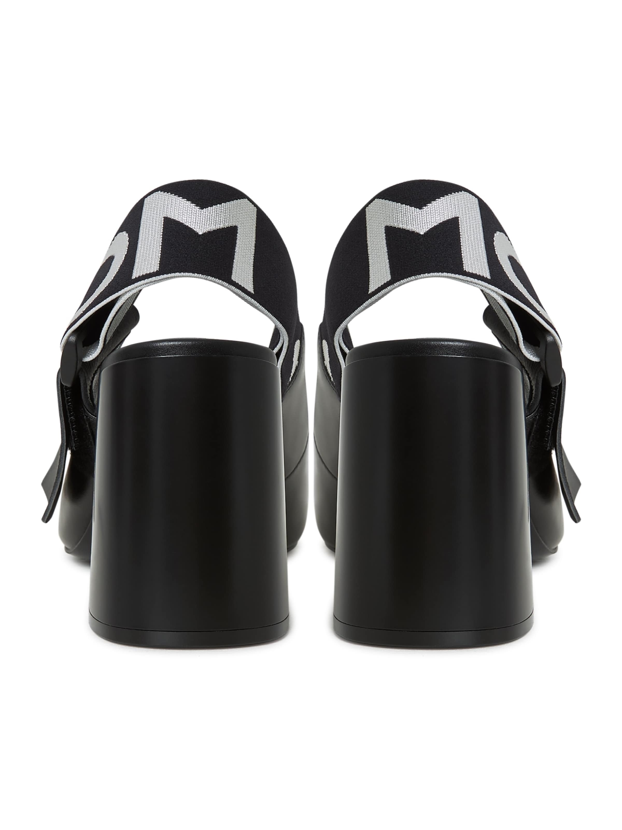 CESARE GASPARI Pumps in Schwarz